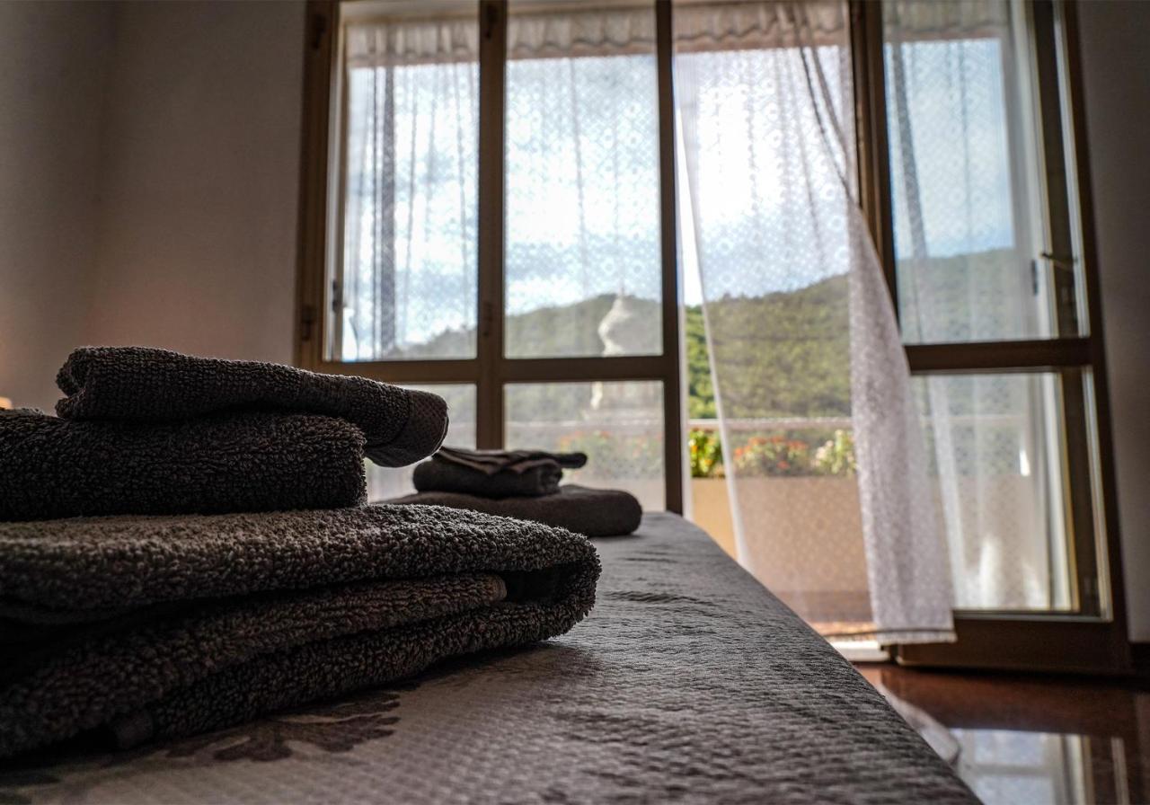 Agriturismo La Rocca サン・バルトロメーオ・アル・マーレ エクステリア 写真