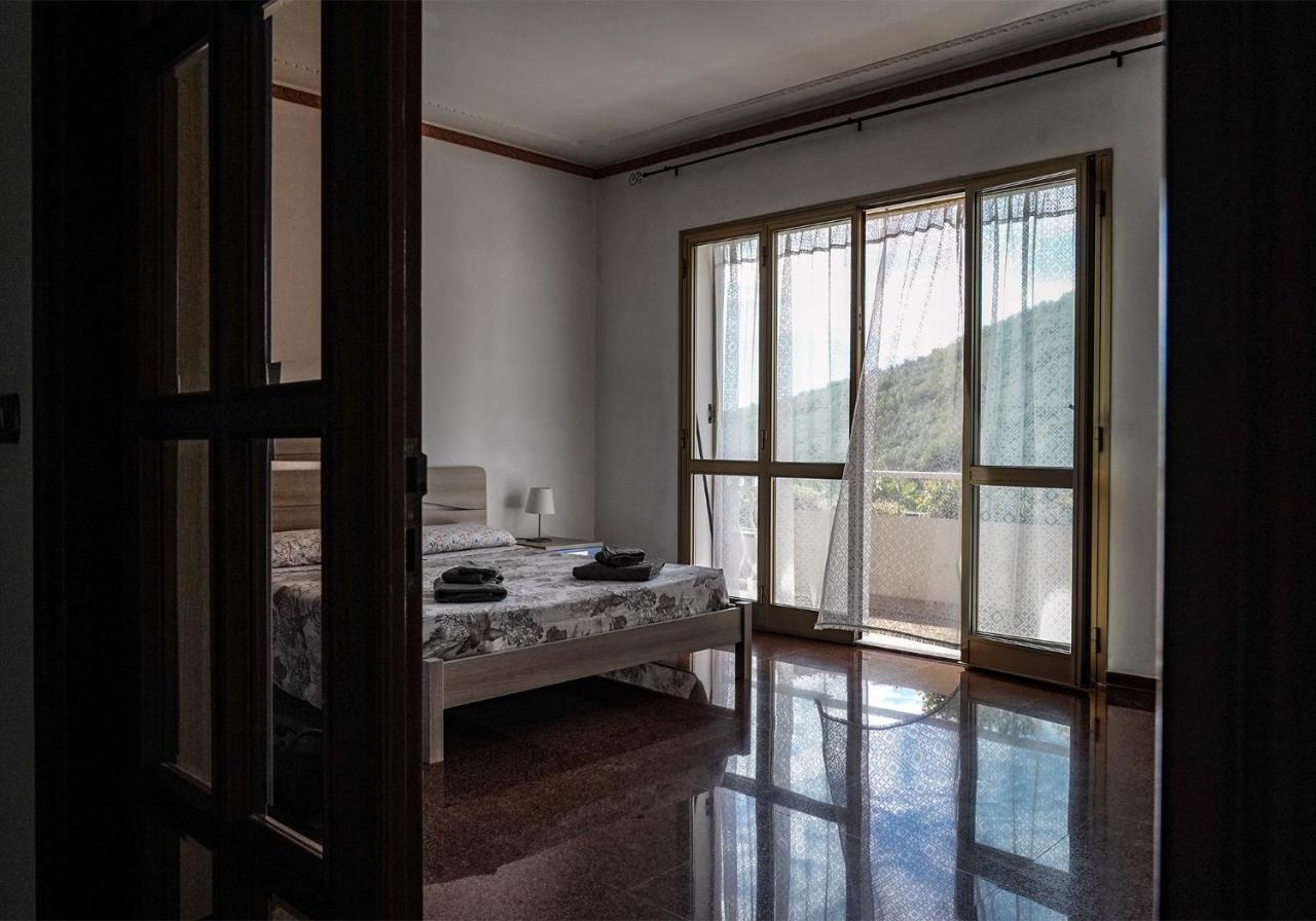 Agriturismo La Rocca サン・バルトロメーオ・アル・マーレ エクステリア 写真